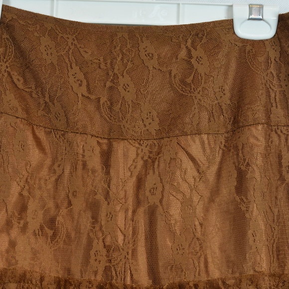 Brown Lace 3 tier Skirt SZ 16 - Picture 6 of 8